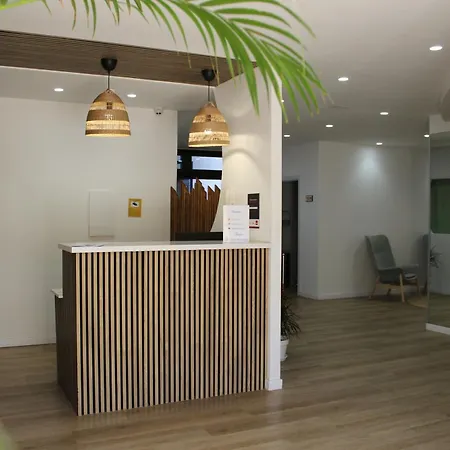 アパートホテル Fayna