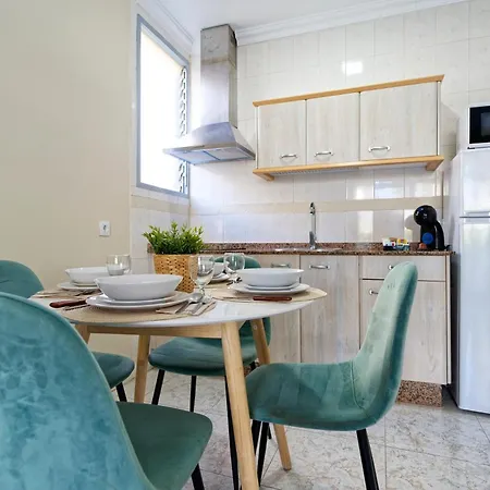 Fayna Ξενοδοχείο με διαμερίσματα 4*