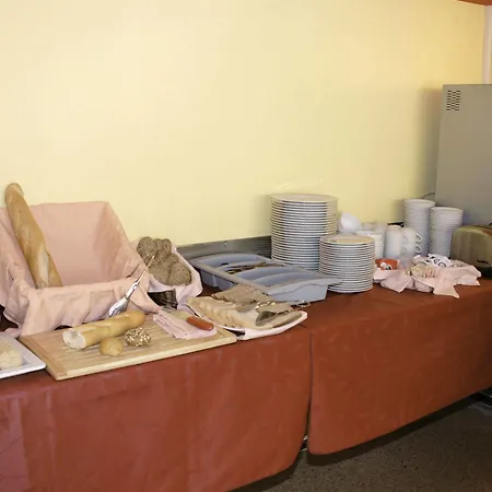 アパートホテル Fayna 3*