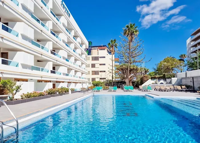 Fayna Lejlighedshotel 3*